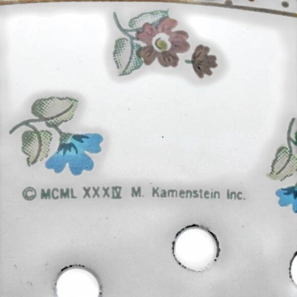 Vintage M. Kamenstein Inc. Colander White Enamel Floral Brass Handles - Picture 10 of 12